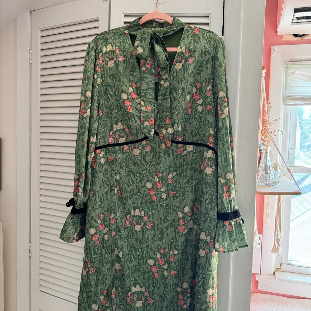 Hope & Ivy x The William Morris Society Dress Size 16